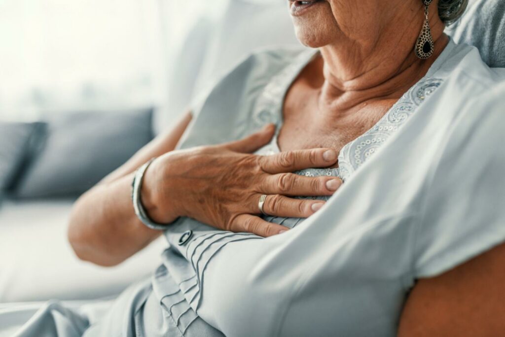https://www.shutterstock.com/image-photo/female-chest-pain-senior-woman-suffering-1131953909
